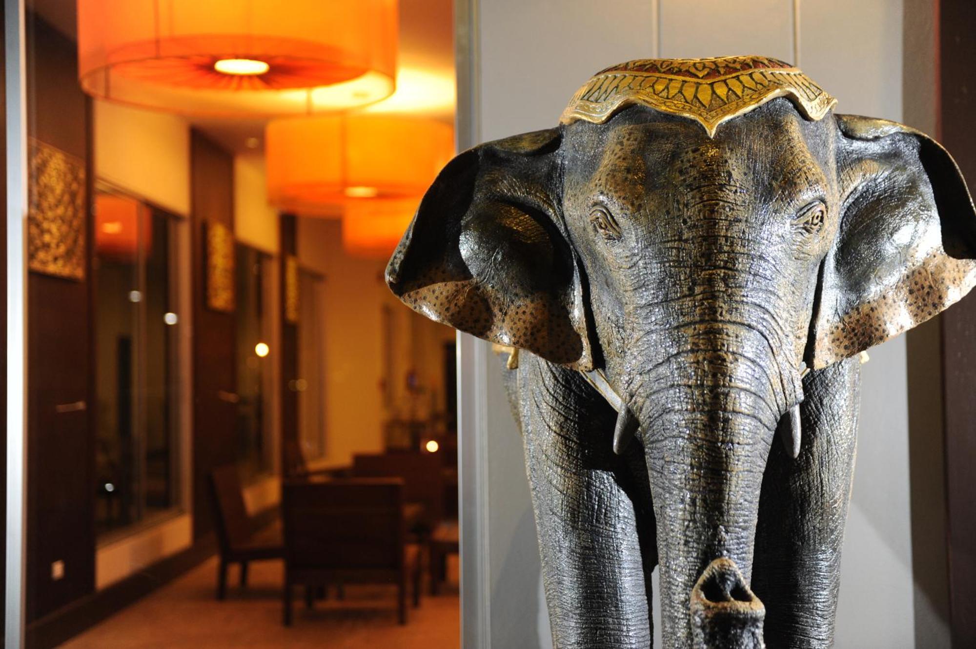 Mawin Hotel Чиангмай Екстериор снимка