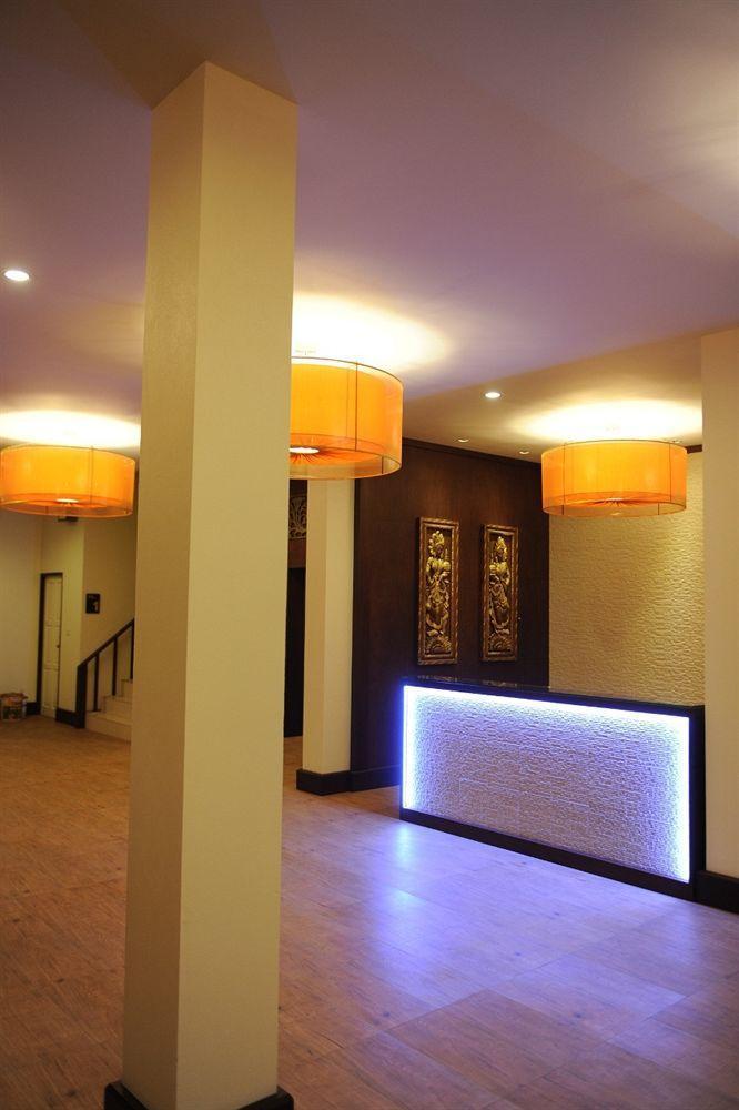 Mawin Hotel Чиангмай Екстериор снимка