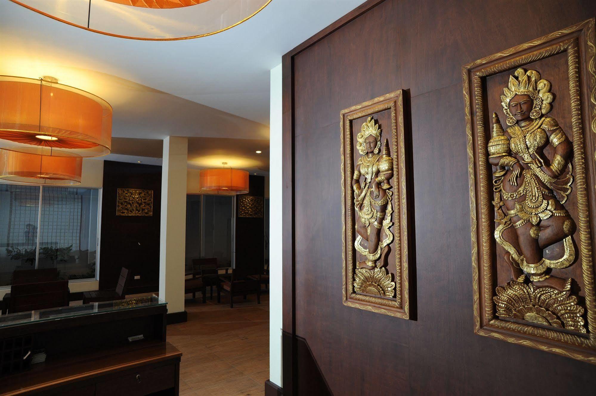 Mawin Hotel Чиангмай Екстериор снимка